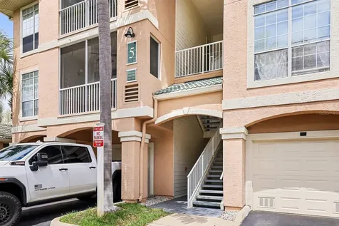 5302 Bay Club Circle Tampa FL 33607