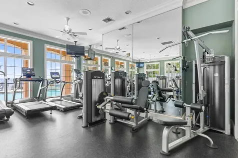 5302 Bay Club Circle Tampa FL 33607