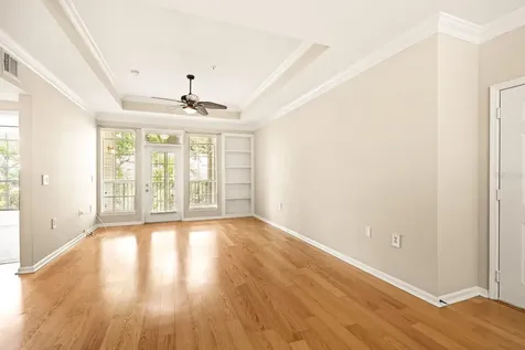 5302 Bay Club Circle Tampa FL 33607
