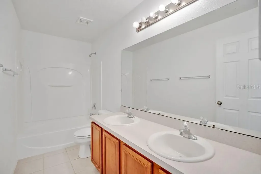 161 Walnut Crest Run Sanford FL 32771