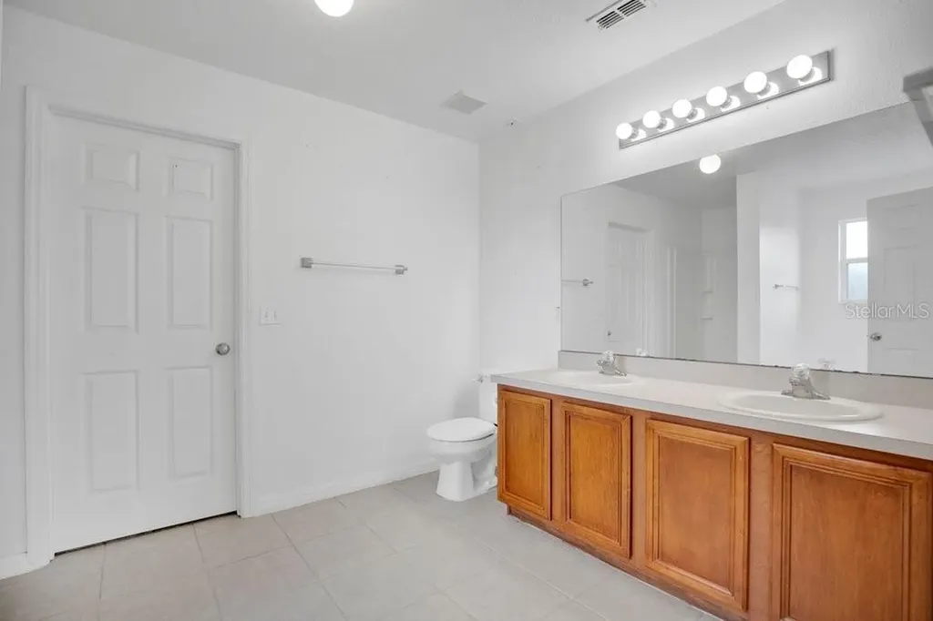 161 Walnut Crest Run Sanford FL 32771