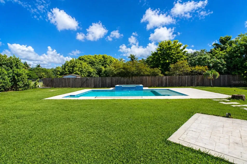 16281 SW 274th Street Homestead FL 33031