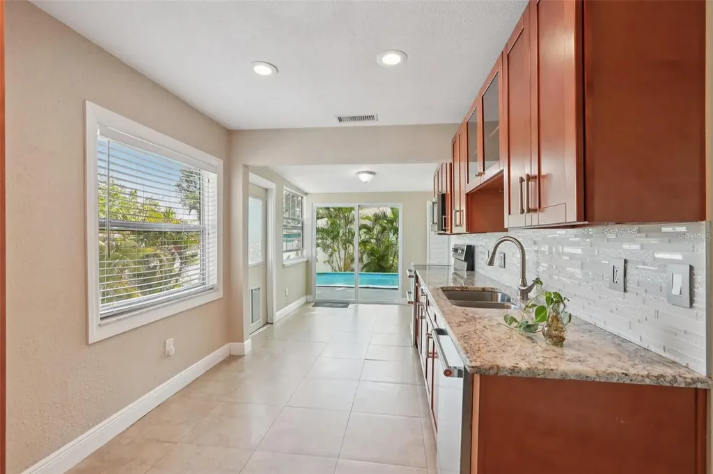 2222 51st Street S Gulfport FL 33707
