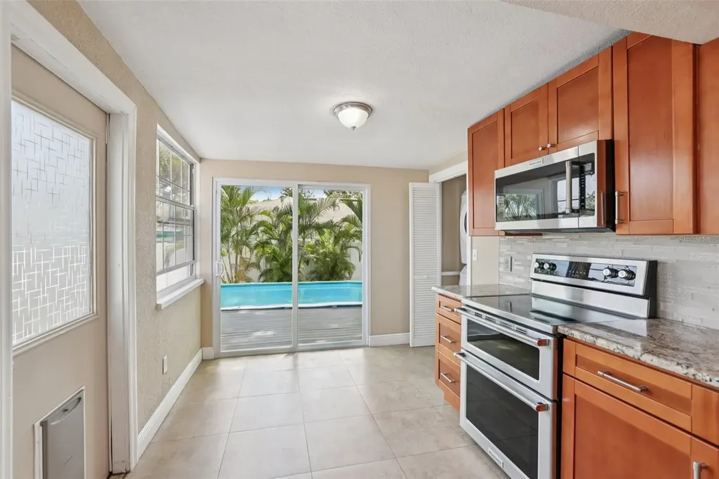 2222 51st Street S Gulfport FL 33707