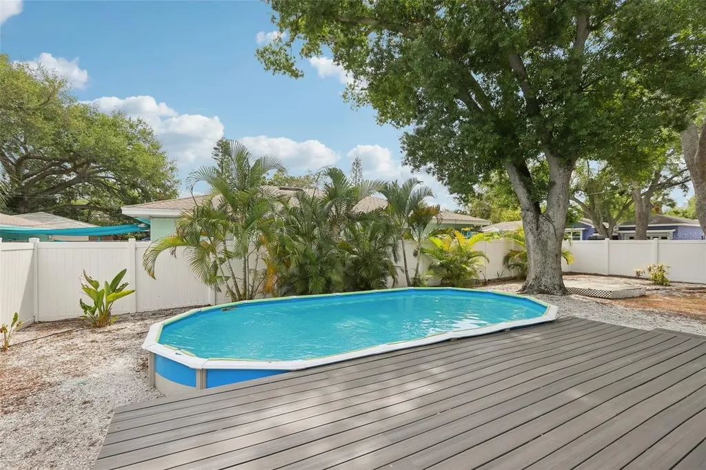 2222 51st Street S Gulfport FL 33707