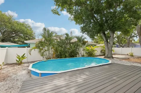 2222 51st Street S Gulfport FL 33707
