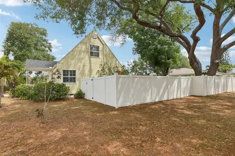 2222 51st Street S Gulfport FL 33707