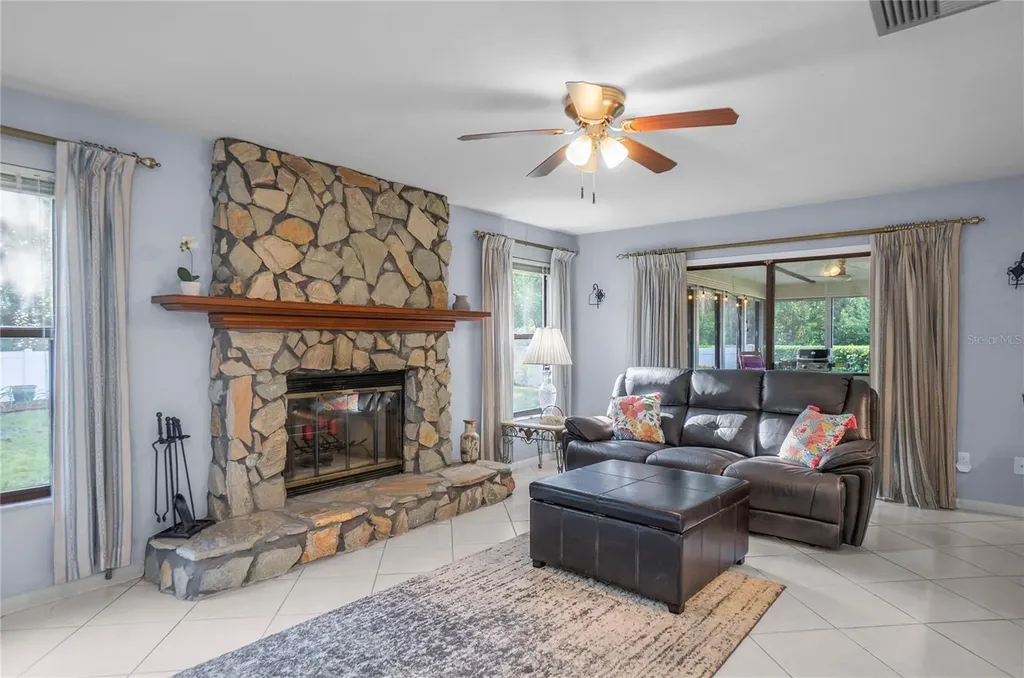 20 Sycamore Court E Homosassa FL 34446