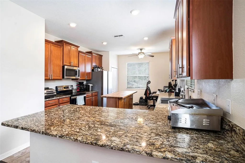 914 Peregrine Hill Place Ruskin FL 33570