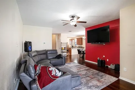 914 Peregrine Hill Place Ruskin FL 33570