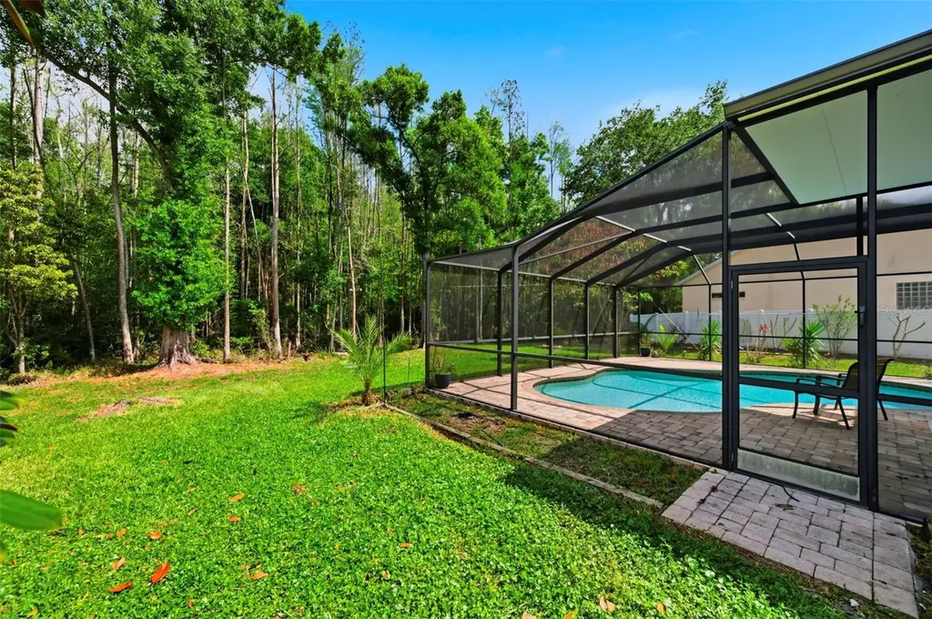 4118 Woodacre Lane Tampa FL 33624