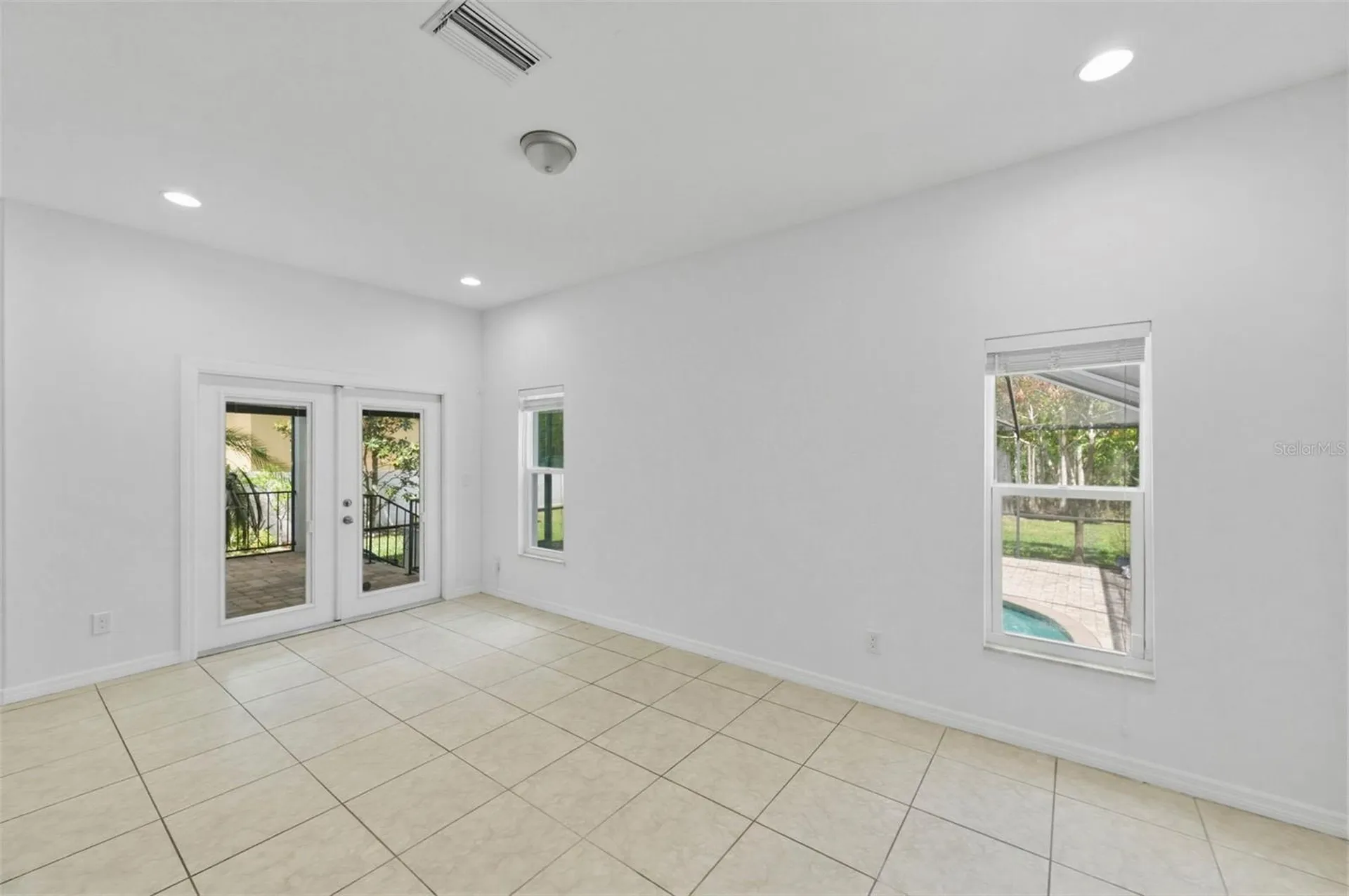 4118 Woodacre Lane Tampa FL 33624