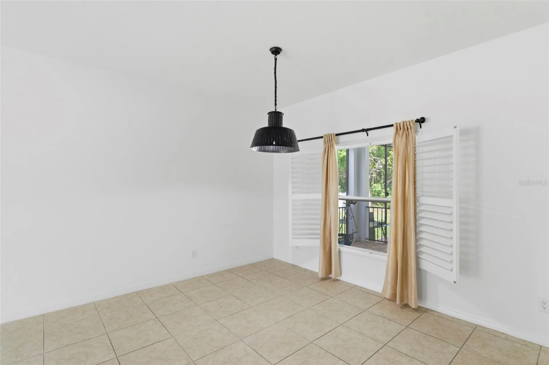 4118 Woodacre Lane Tampa FL 33624