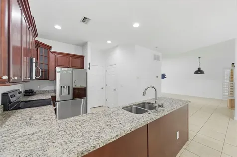 4118 Woodacre Lane Tampa FL 33624