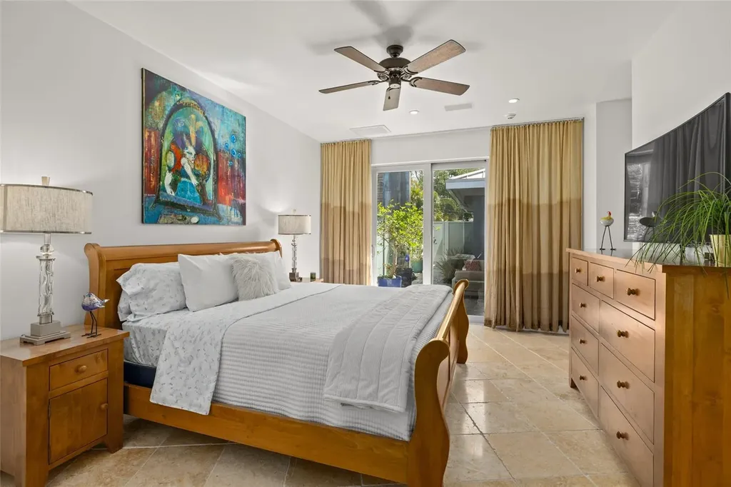 360 26th Avenue SE St Petersburg FL 33705
