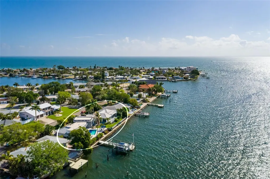360 26th Avenue SE St Petersburg FL 33705