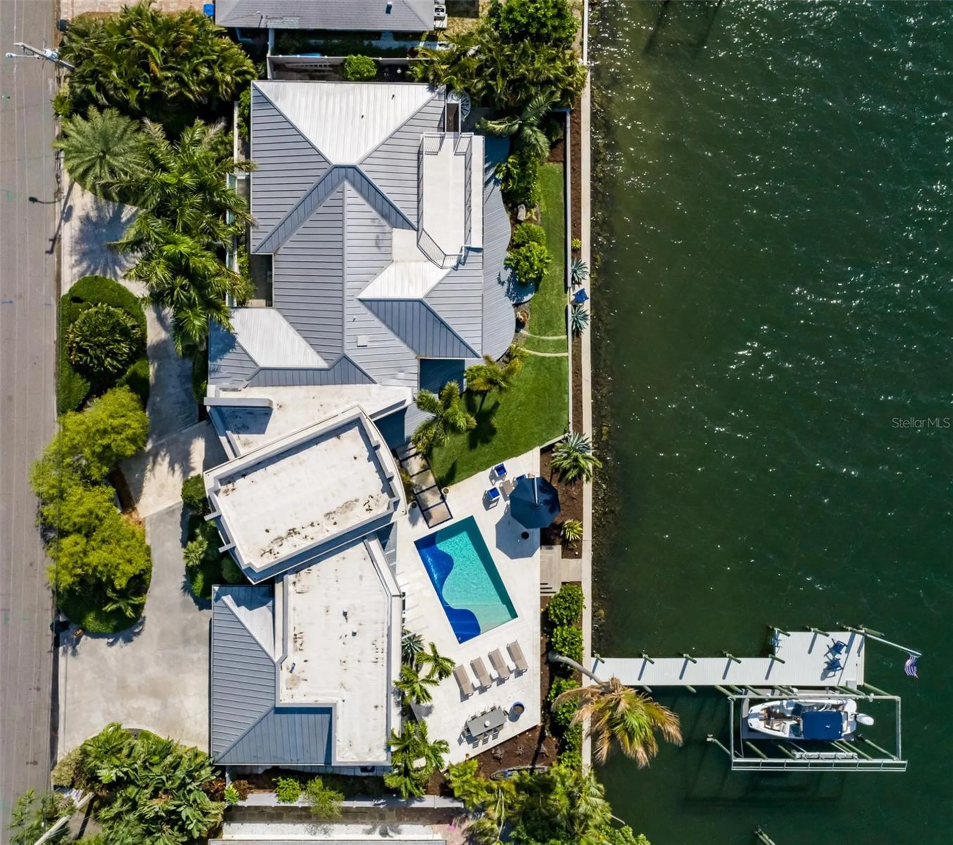 360 26th Avenue SE St Petersburg FL 33705