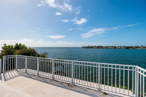 360 26th Avenue SE St Petersburg FL 33705