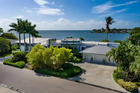 360 26th Avenue SE St Petersburg FL 33705