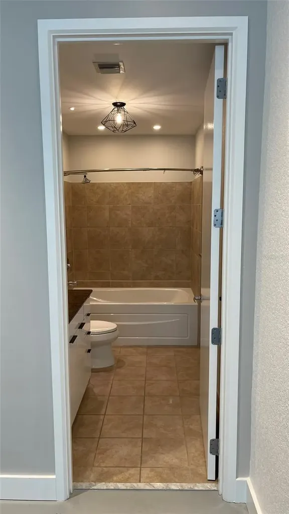 150 E Robinson Street Orlando FL 32801