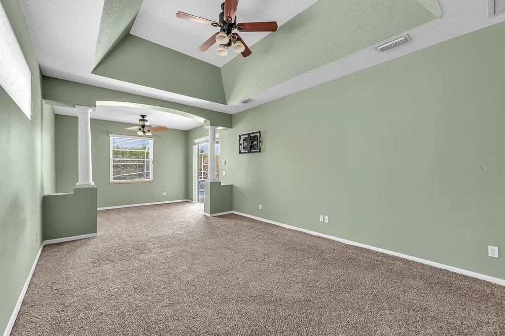 2809 Durant Trails Boulevard Dover FL 33527
