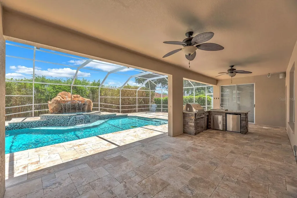 2809 Durant Trails Boulevard Dover FL 33527