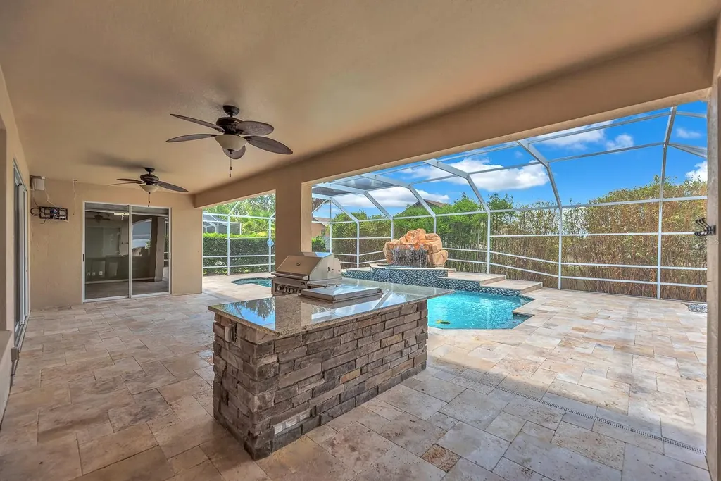2809 Durant Trails Boulevard Dover FL 33527