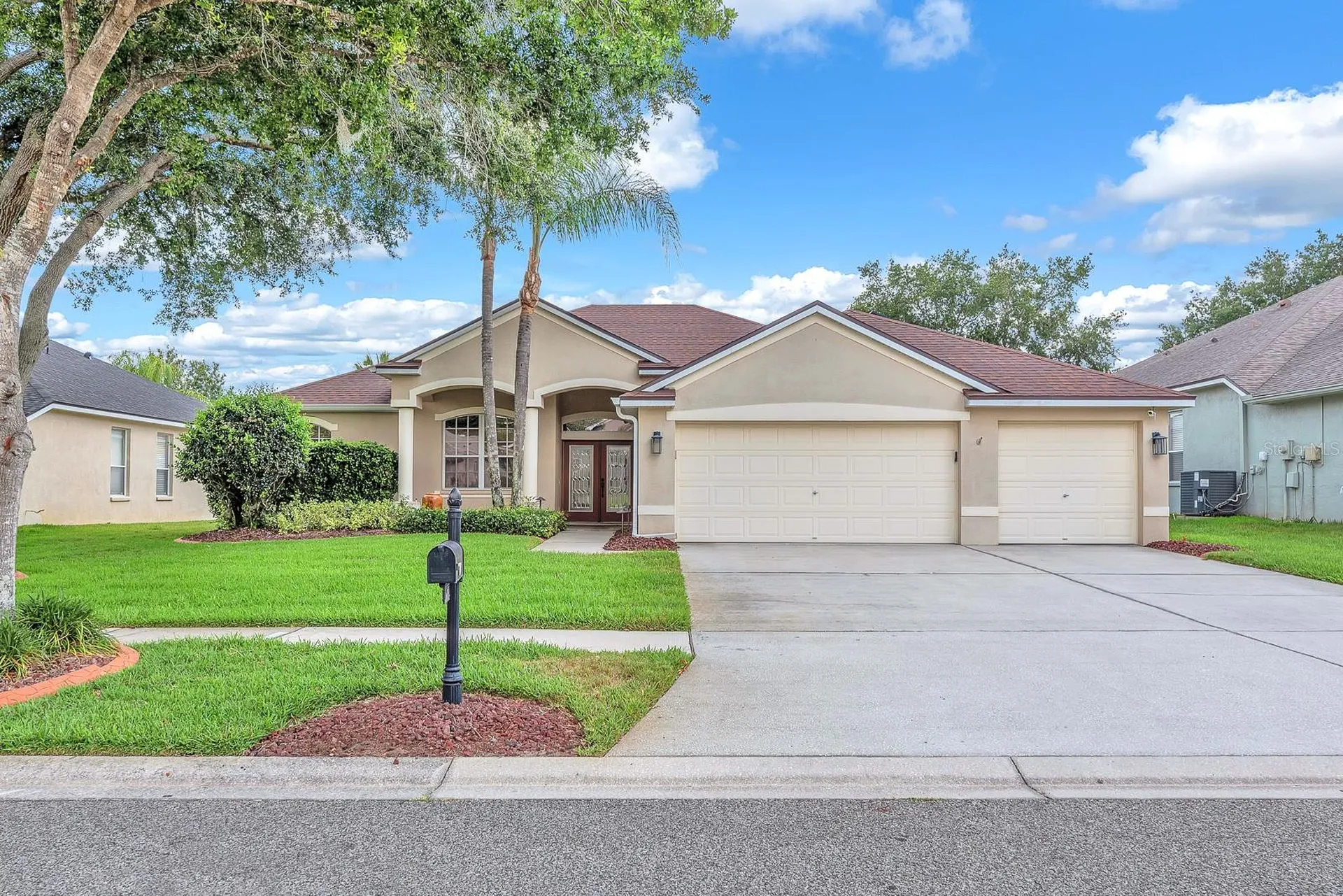 2809 Durant Trails Boulevard Dover FL 33527