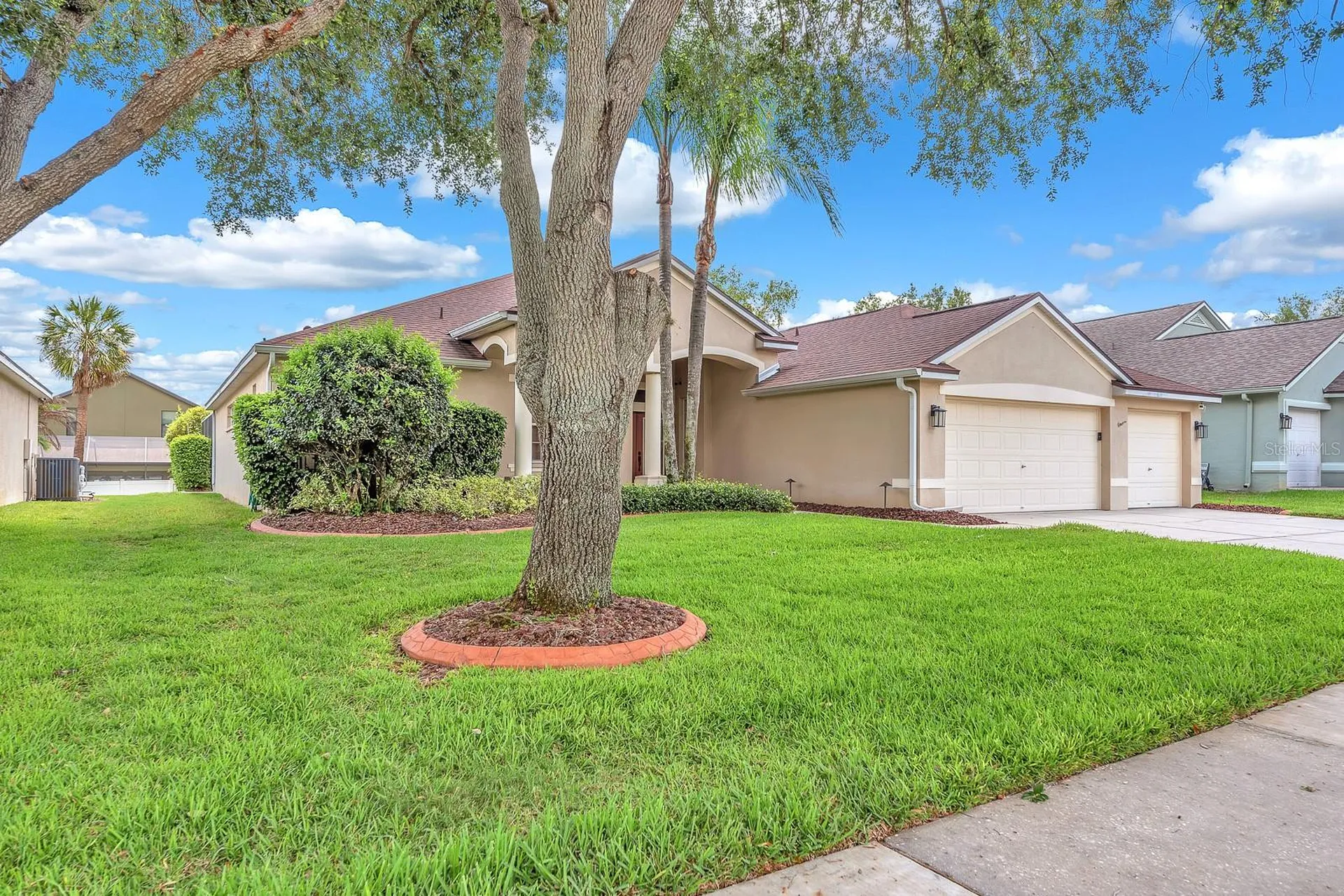2809 Durant Trails Boulevard Dover FL 33527
