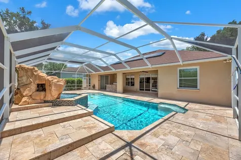 2809 Durant Trails Boulevard Dover FL 33527