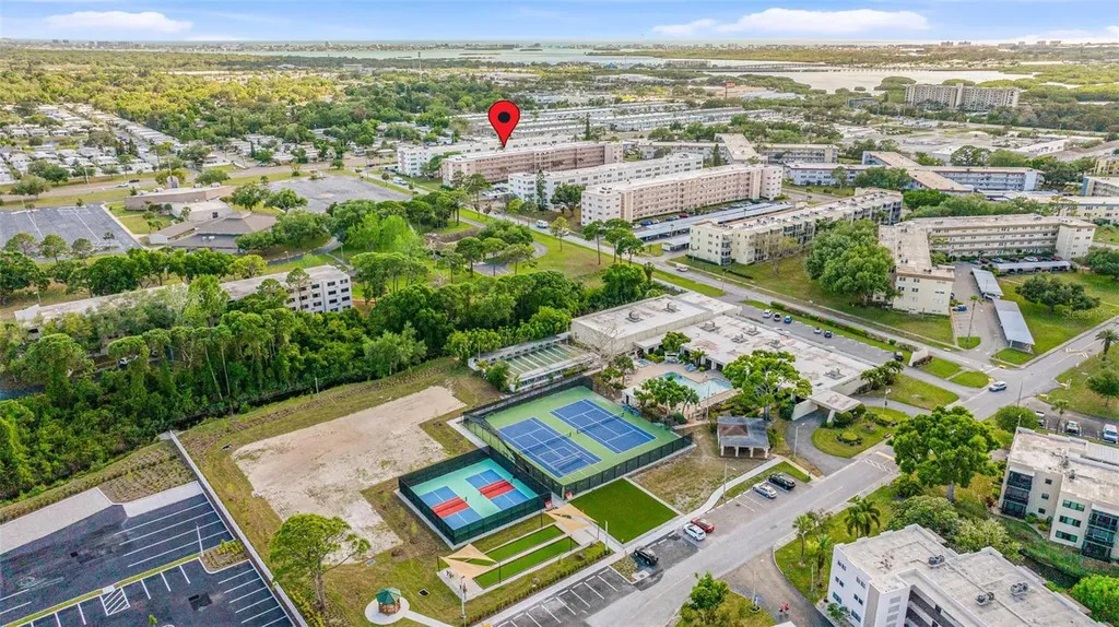 5521 80th Street N St Petersburg FL 33709