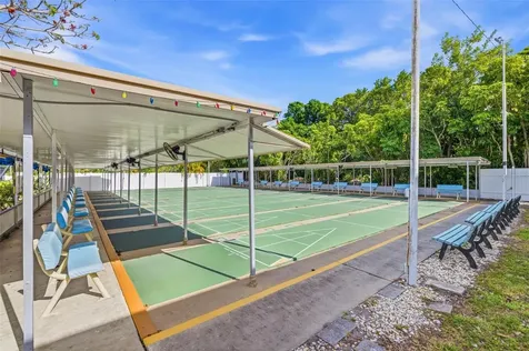 5521 80th Street N St Petersburg FL 33709