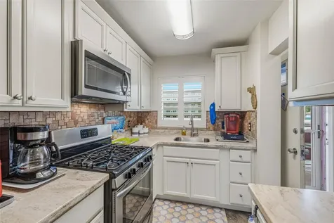 5521 80th Street N St Petersburg FL 33709