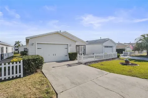 2343 Pine Ridge Street The Villages FL 32162