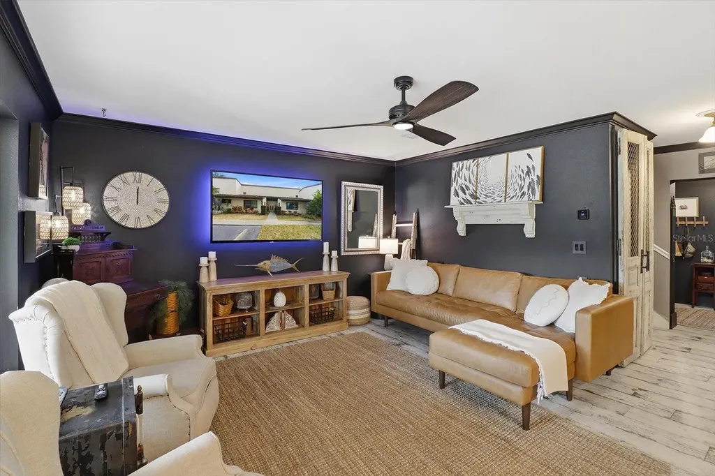 1637 SE Paradise Circle Crystal River FL 34429
