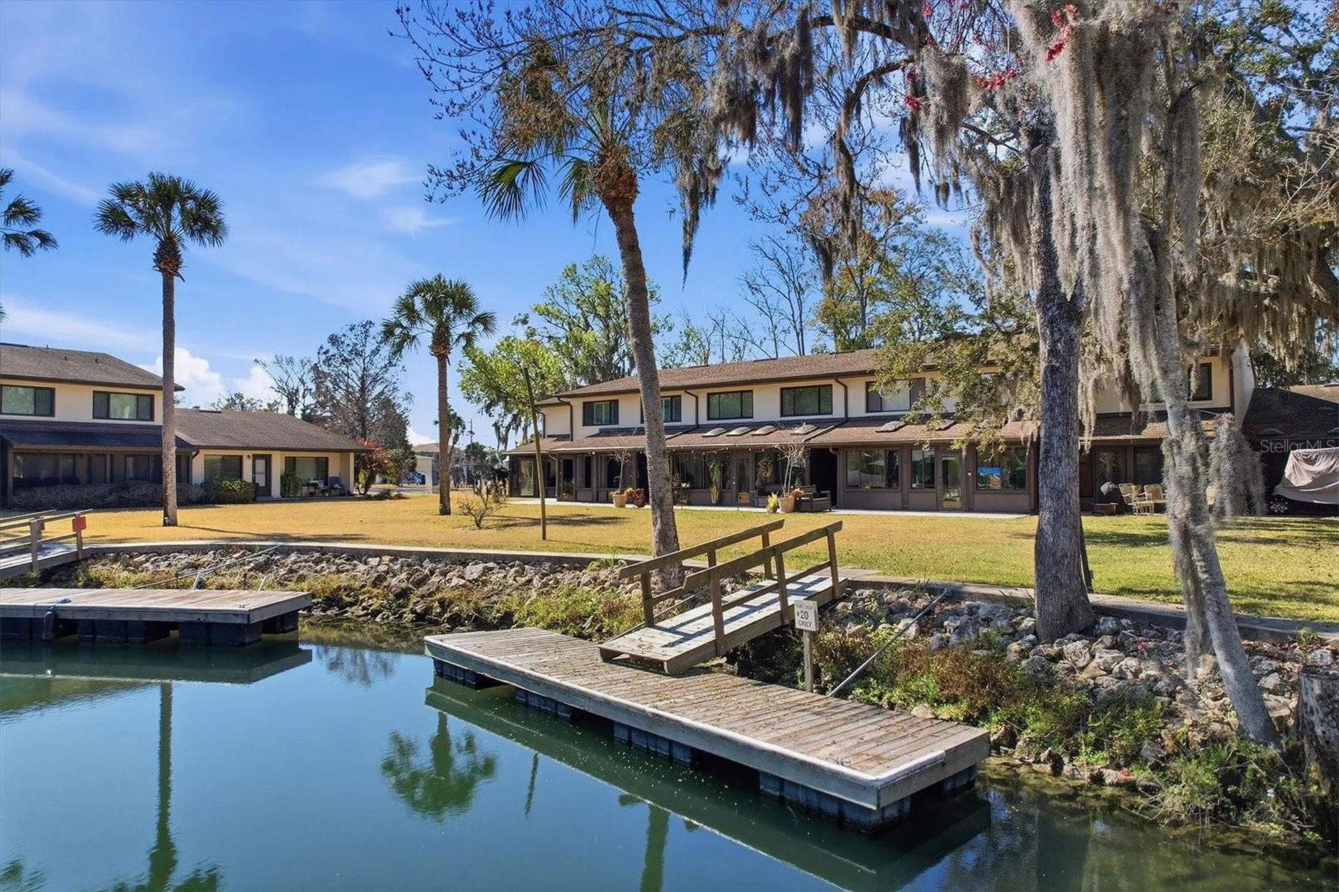 1637 SE Paradise Circle Crystal River FL 34429