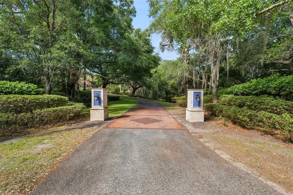 2300 N Scenic Highway Lake Wales FL 33898
