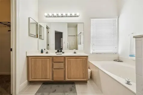 563 Bailey Circle Davenport FL 33897
