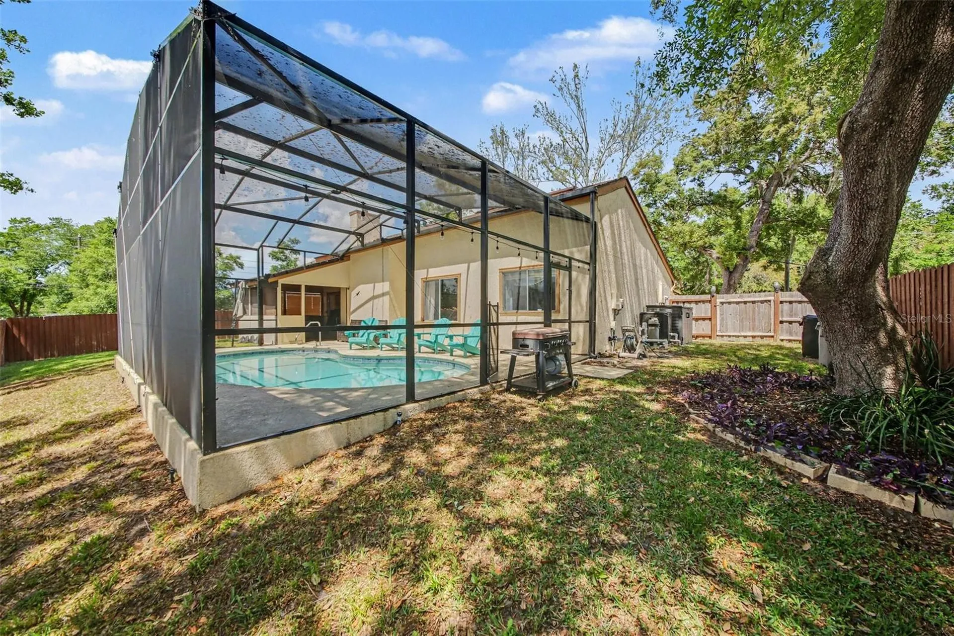 916 E Cleveland Street Apopka FL 32703