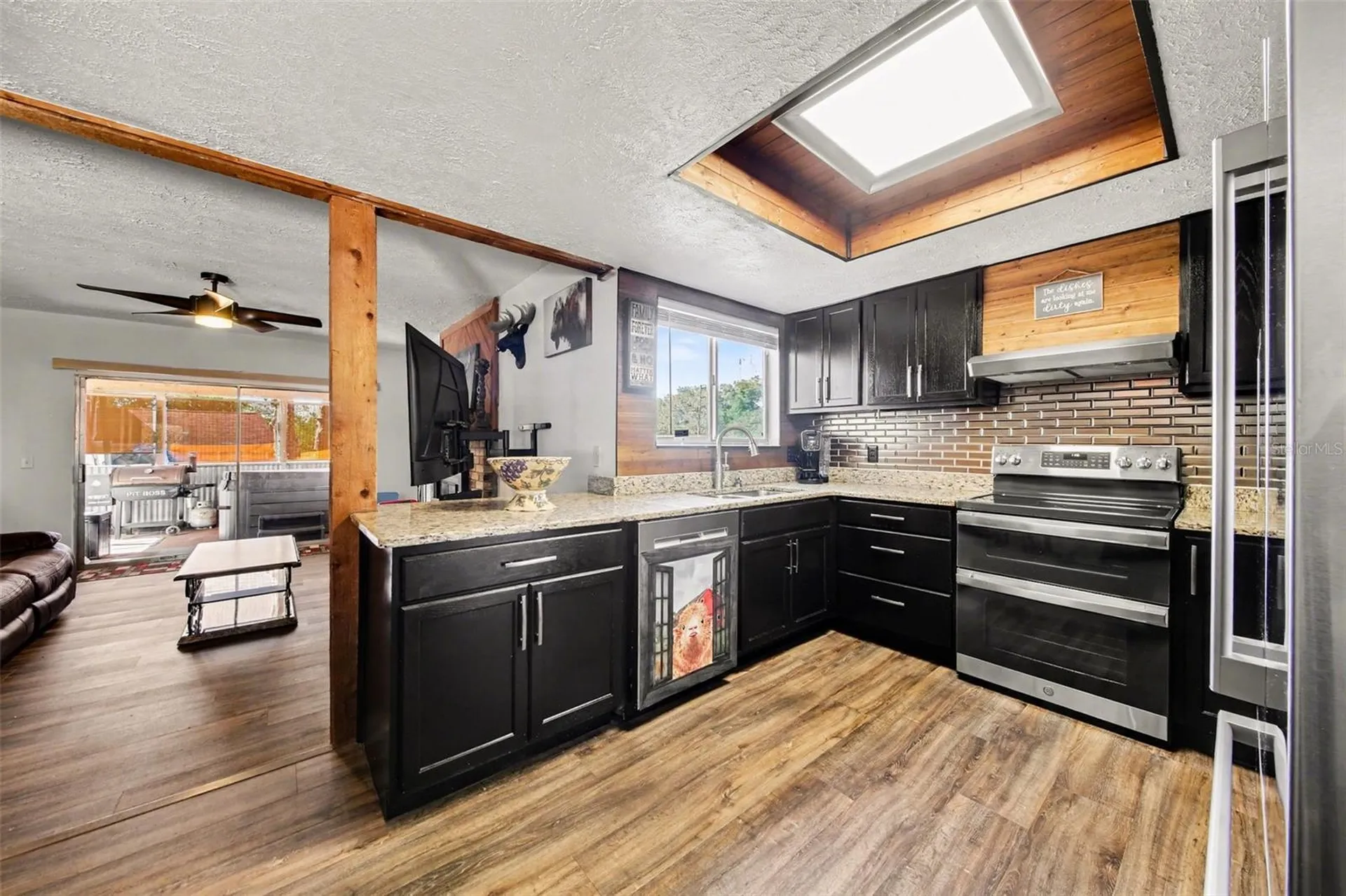 916 E Cleveland Street Apopka FL 32703