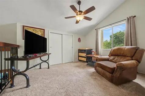 916 E Cleveland Street Apopka FL 32703