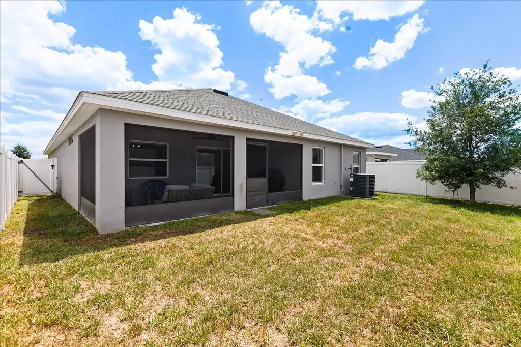 1385 Mezzavalle Way Auburndale FL 33823