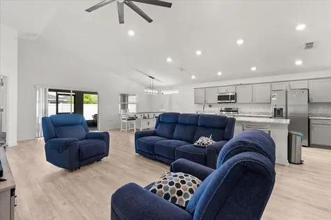 1385 Mezzavalle Way Auburndale FL 33823