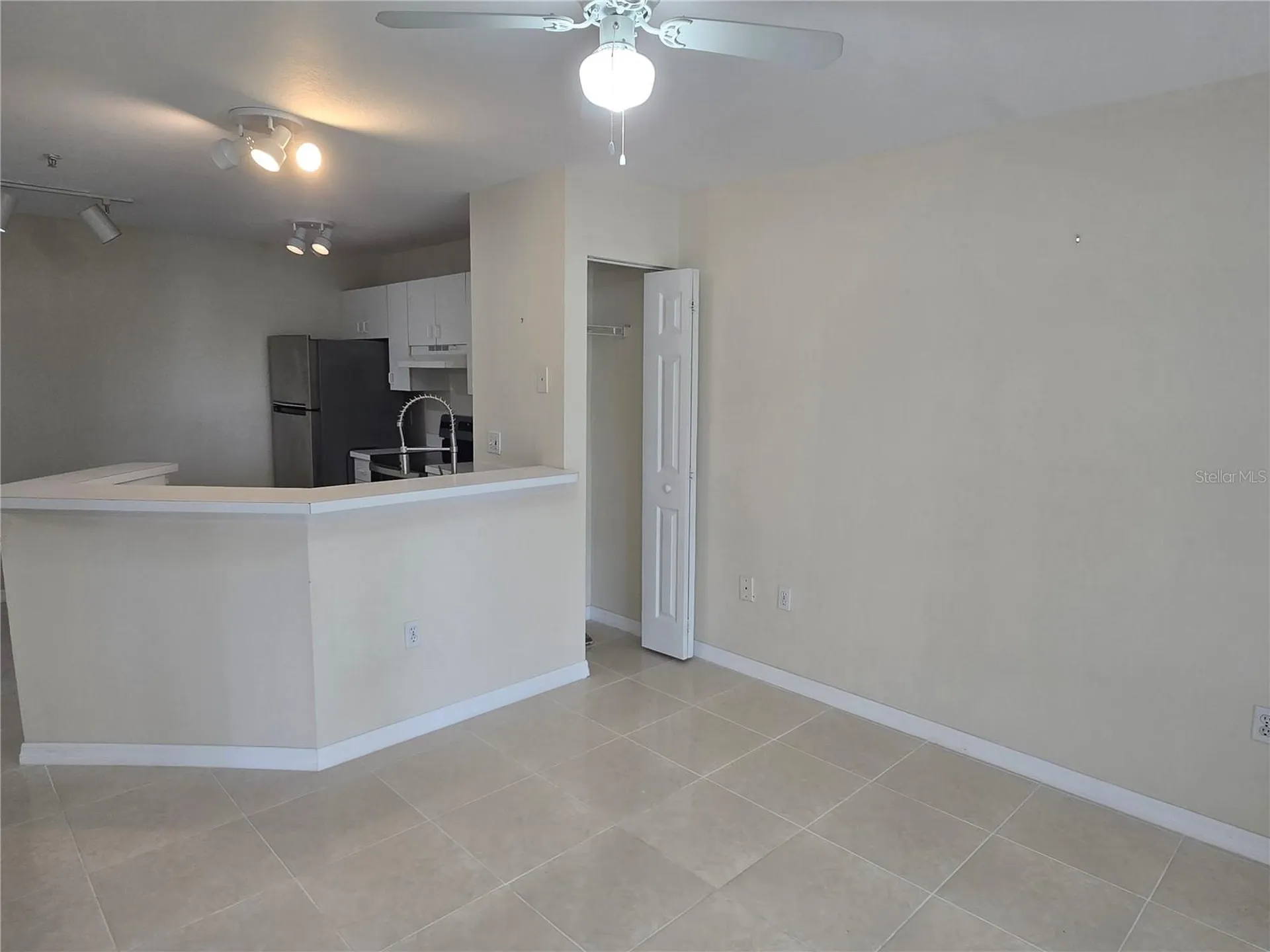 850 S Tamiami Trail Sarasota FL 34236