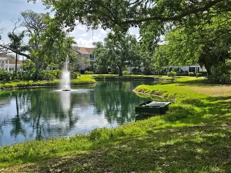 850 S Tamiami Trail Sarasota FL 34236