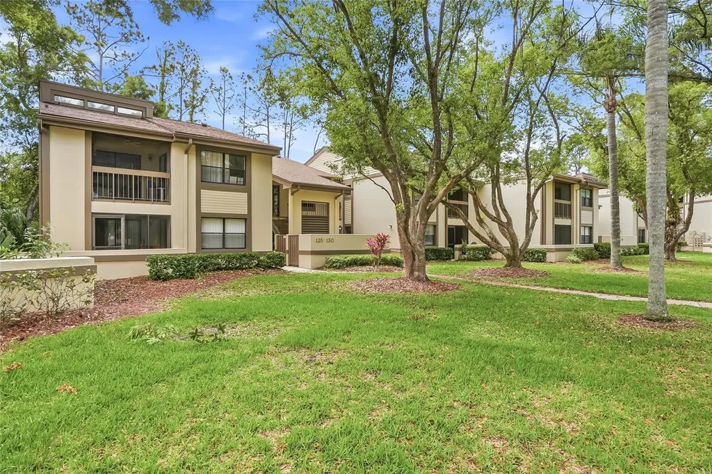 130 Woodlake Wynde Oldsmar FL 34677