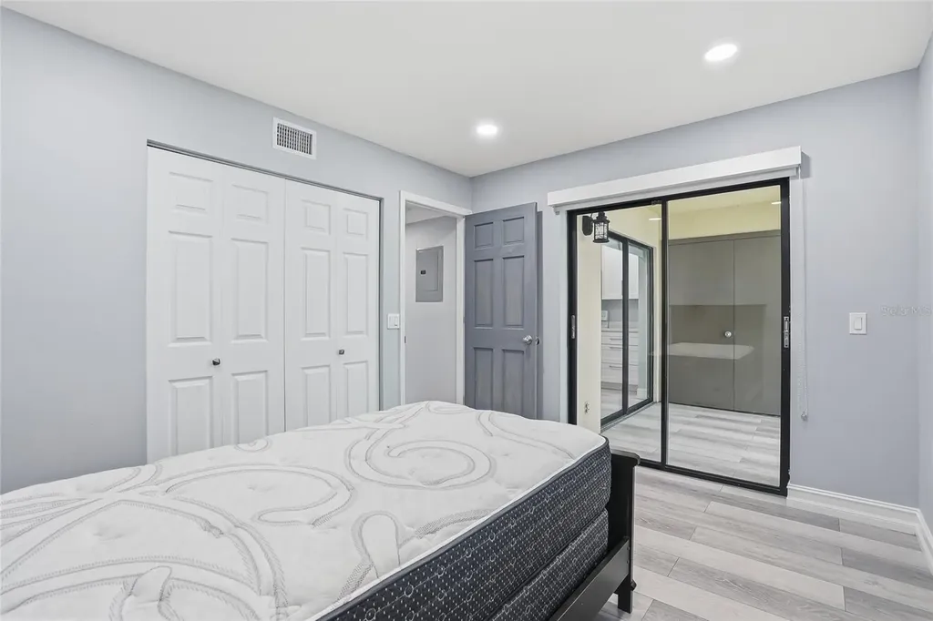130 Woodlake Wynde Oldsmar FL 34677