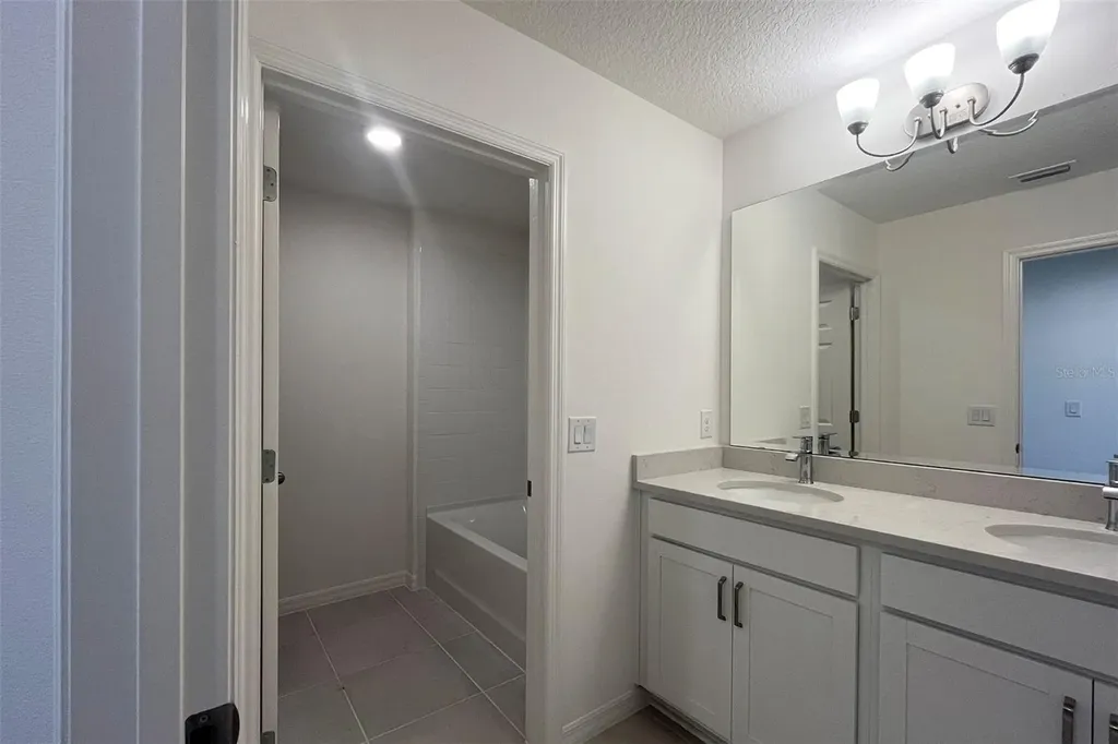 7036 Rolling Leaf Road Groveland FL 34736