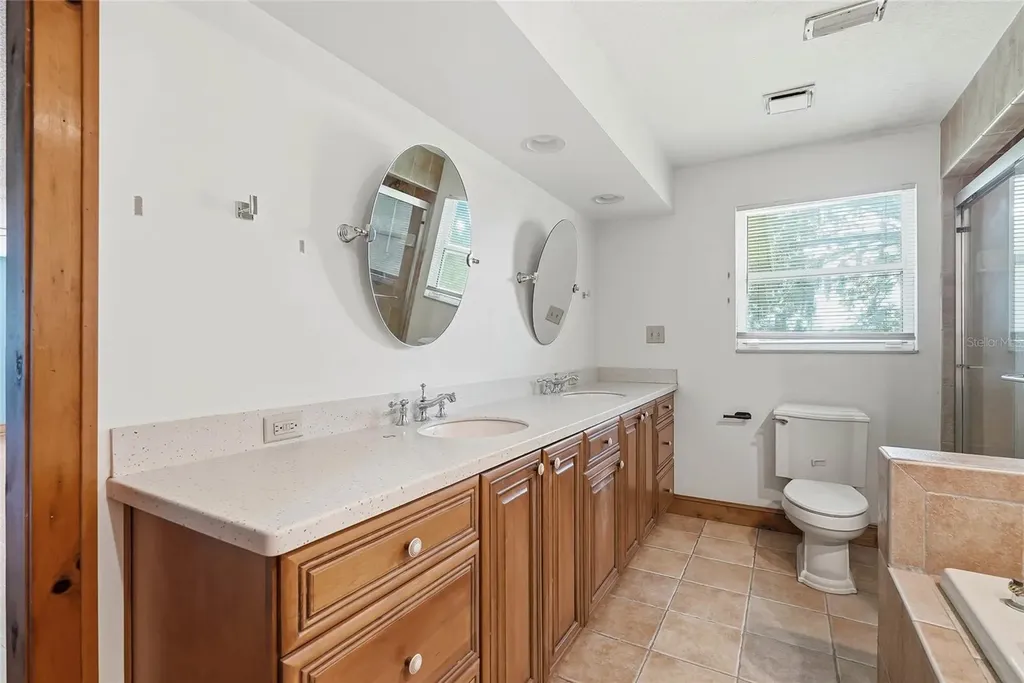 8731 Lithia Pinecrest Road Lithia FL 33547
