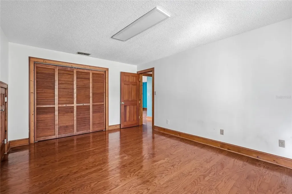 8731 Lithia Pinecrest Road Lithia FL 33547